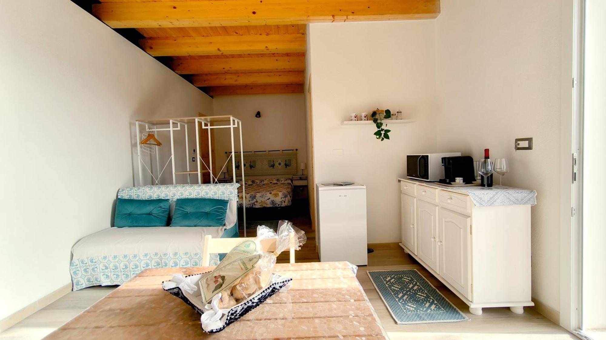 Guesthouse I Tramonti Olmedo Bagian luar foto